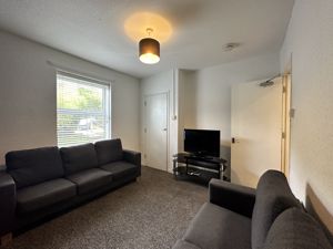 Photo 16- click for photo gallery